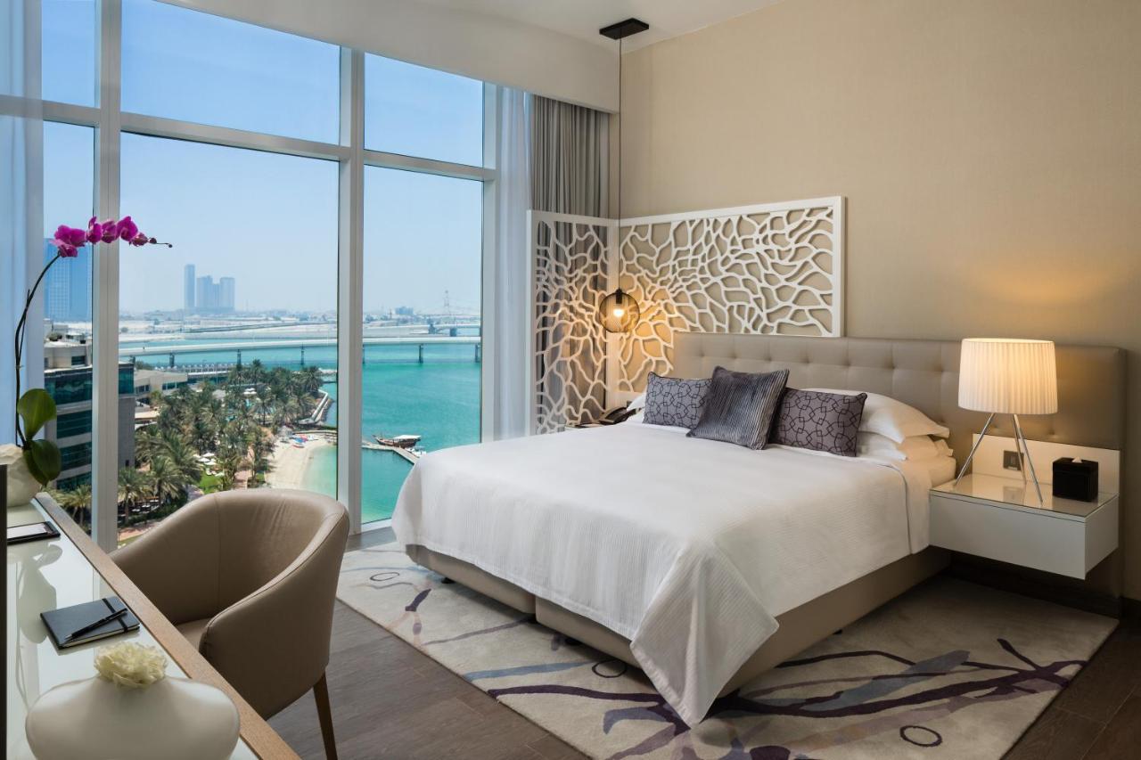 Beach Rotana Residences Абу-Дабі Екстер'єр фото